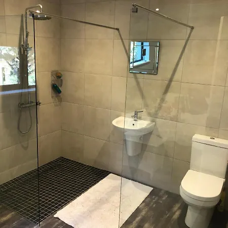 Bruíon Connemara * Cleggan